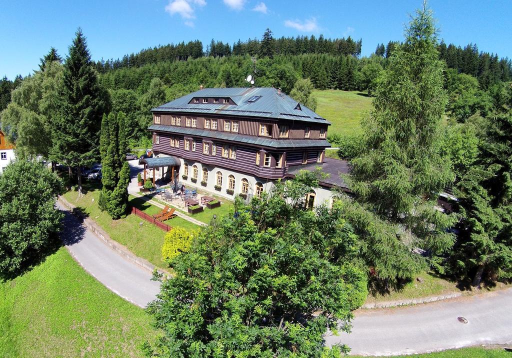 Alpsky Hotel Špindlerŭv Mlýn المظهر الخارجي الصورة